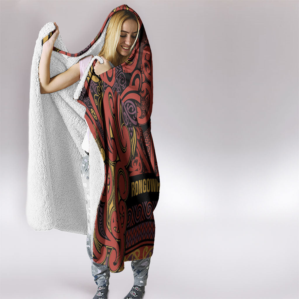 Aotearoa Iwi Rongowhakaata Hooded Blanket Maori Wharenui House Tribal Pattern LT9 - Polynesian Pride