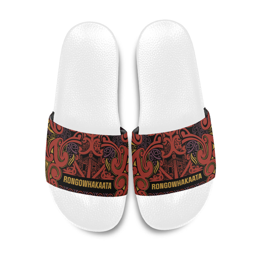 Aotearoa Iwi Rongowhakaata Slide Sandals Maori Wharenui House Tribal Pattern LT9 Brick Red - Polynesian Pride
