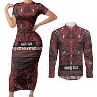 Aotearoa Iwi Ngati Toa Couples Matching Short Sleeve Bodycon Dress and Long Sleeve Button Shirt Maori Wharenui House Tribal Pattern LT9 Dark Red - Polynesian Pride