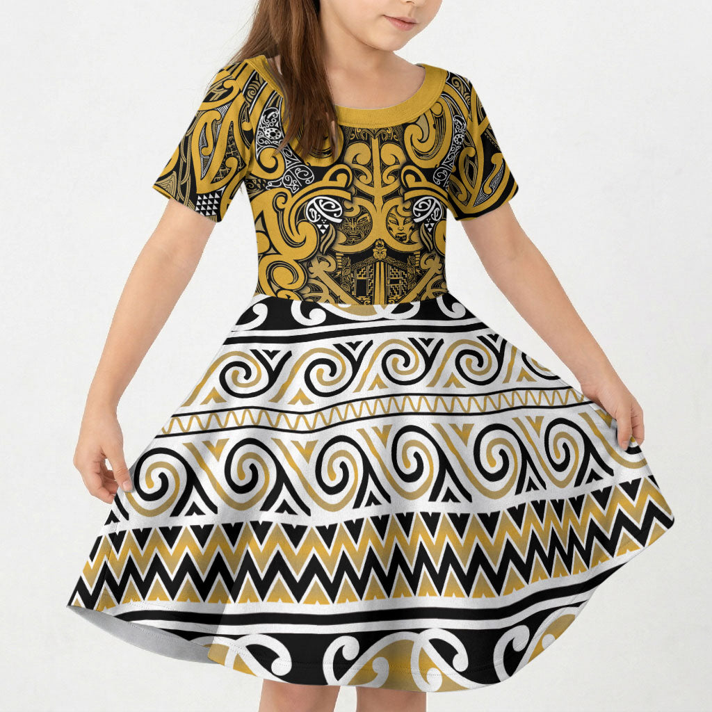 Aotearoa Iwi Ngāti Tama ki Te Waipounamu Trust Kid Short Sleeve Dress Maori Wharenui House Tribal Pattern LT9 KID Gold - Polynesian Pride