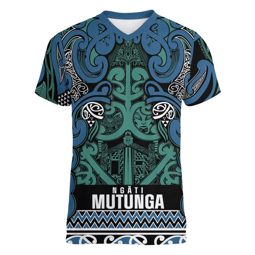 Aotearoa Iwi Ngati Mutunga Women V-Neck T-Shirt Maori Wharenui House Tribal Pattern