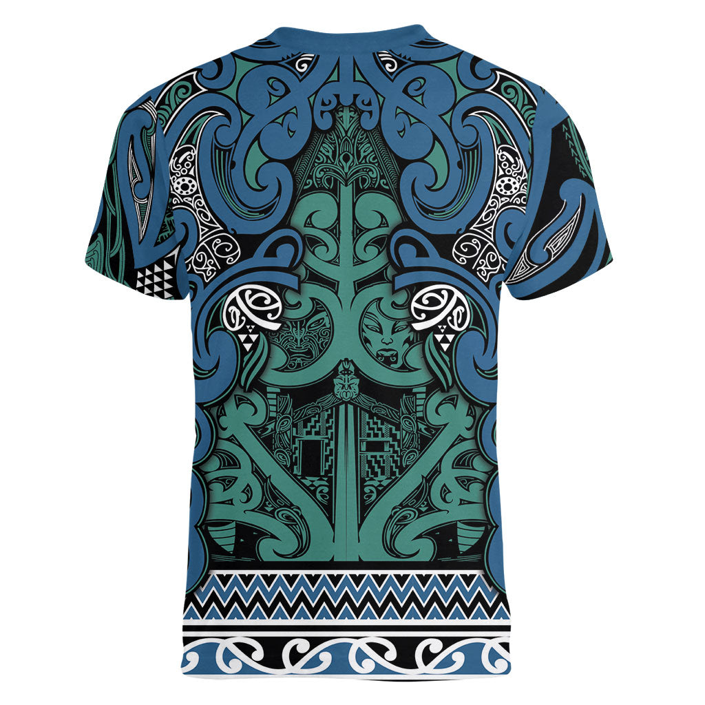 Aotearoa Iwi Ngati Mutunga Women V-Neck T-Shirt Maori Wharenui House Tribal Pattern