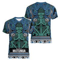 Aotearoa Iwi Ngati Mutunga Women V-Neck T-Shirt Maori Wharenui House Tribal Pattern