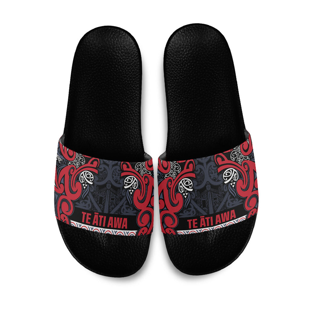 Aotearoa Iwi Te ati Awa Slide Sandals Maori Wharenui House Tribal Pattern