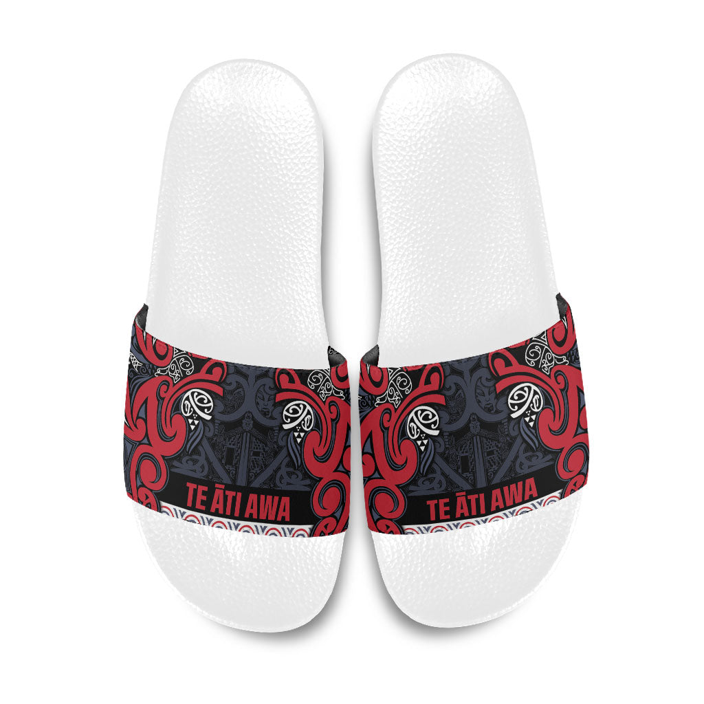 Aotearoa Iwi Te ati Awa Slide Sandals Maori Wharenui House Tribal Pattern