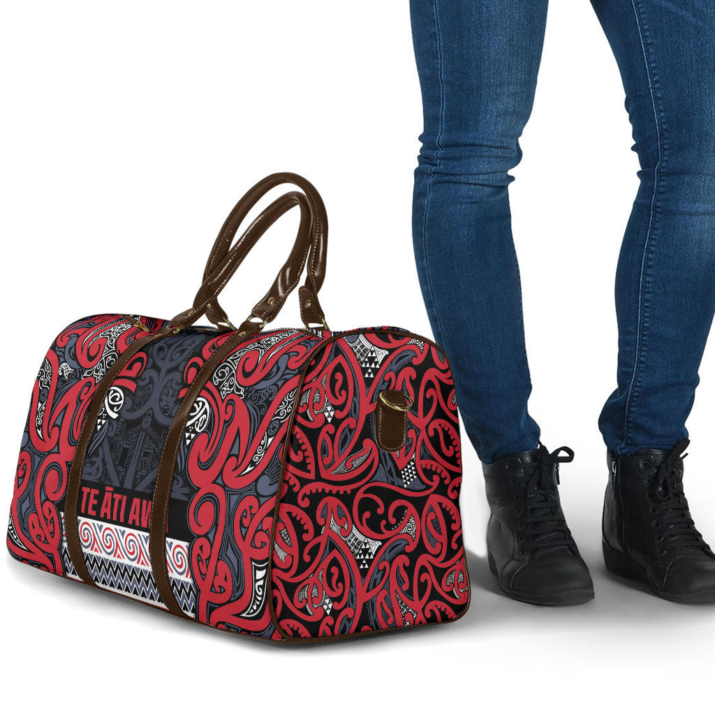 Aotearoa Iwi Te ati Awa Travel Bag Maori Wharenui House Tribal Pattern