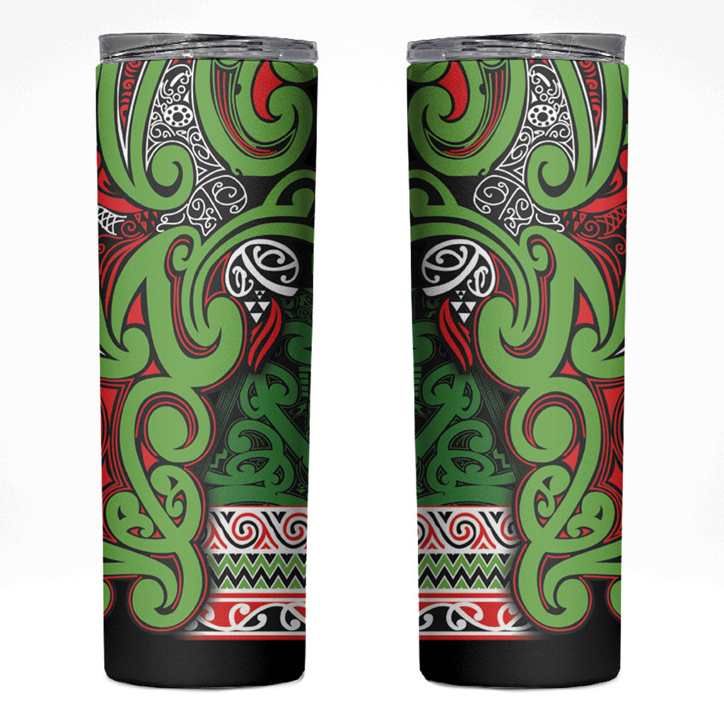 Aotearoa Iwi Ngati Maru Hauraki Skinny Tumbler Maori Wharenui House Tribal Pattern LT9 Green Red - Polynesian Pride