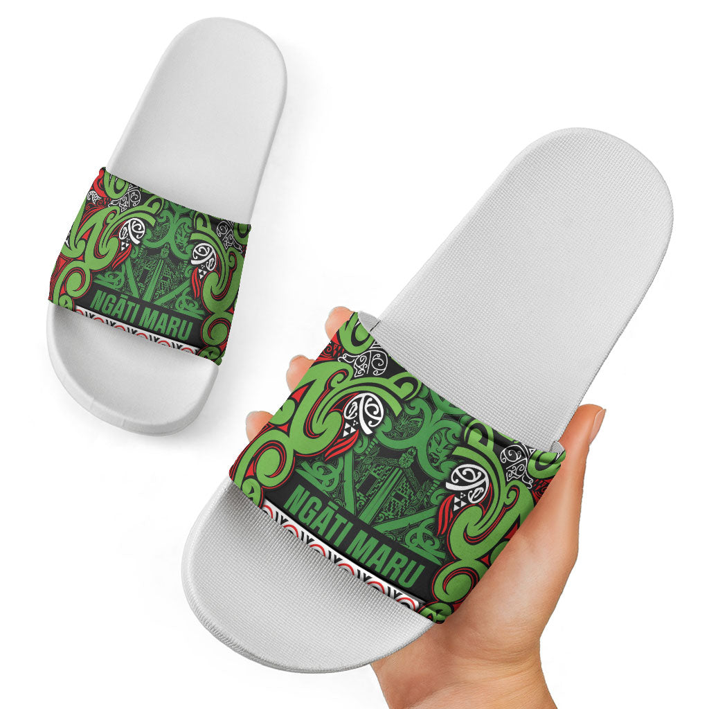 Aotearoa Iwi Ngati Maru Hauraki Slide Sandals Maori Wharenui House Tribal Pattern