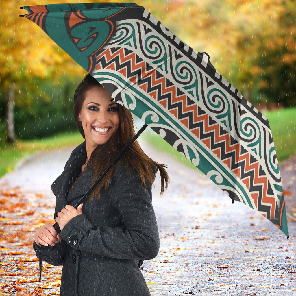 Aotearoa Iwi Ngāti Maru Taranaki Umbrella Maori Wharenui House Tribal Pattern