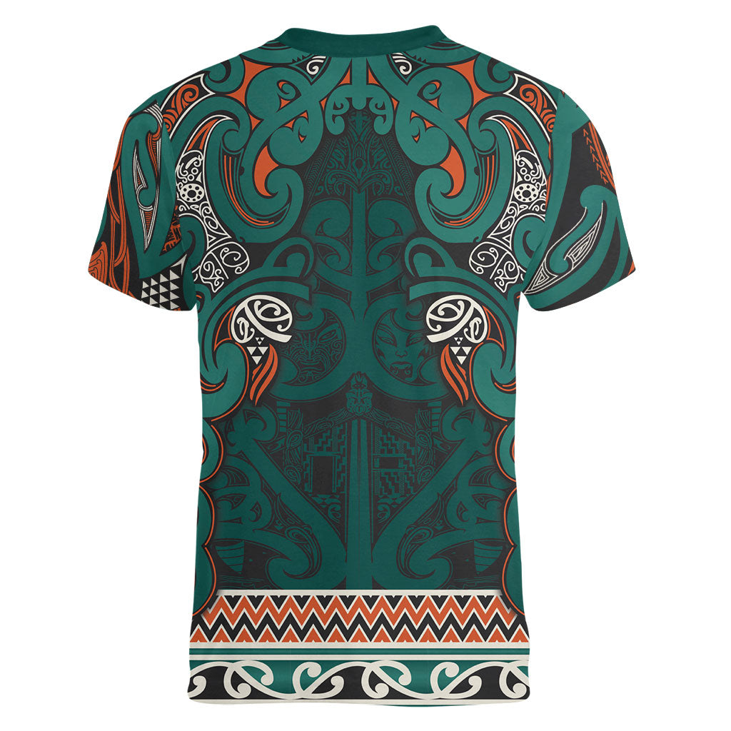 Aotearoa Iwi Ngāti Maru Taranaki Women V-Neck T-Shirt Maori Wharenui House Tribal Pattern