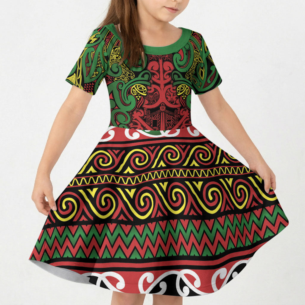 Aotearoa Iwi Ngati Hine Kid Short Sleeve Dress Maori Wharenui House Tribal Pattern