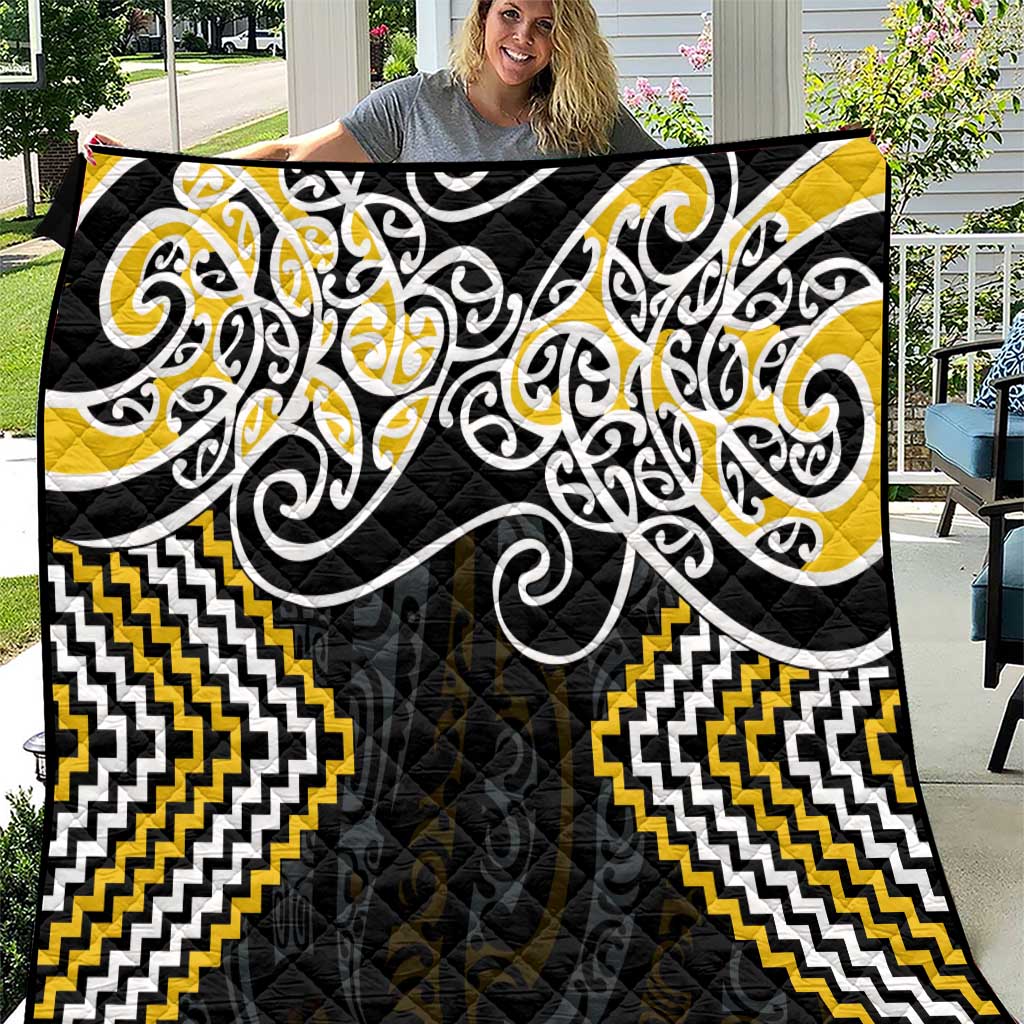 Gold Aotearoa Tukutuku Manawa Tapu Quilt Ta Moko Toi Maori LT9 Gold - Polynesian Pride