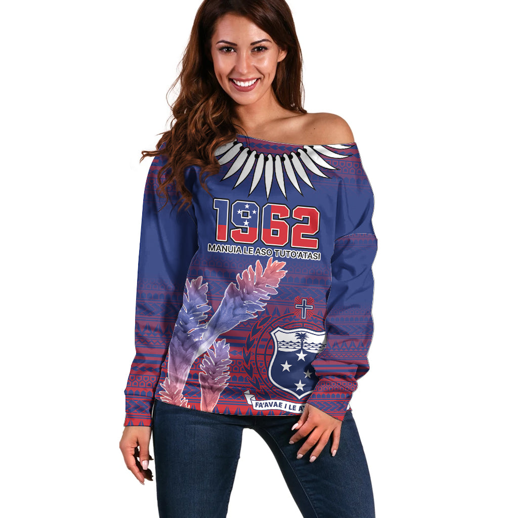 Custom Samoa 1962 Independence Day Custom Off Shoulder Sweater Manuia le Aso Tuto'atasi Ula Nifo Blue Art LT9 Women Blue - Polynesian Pride