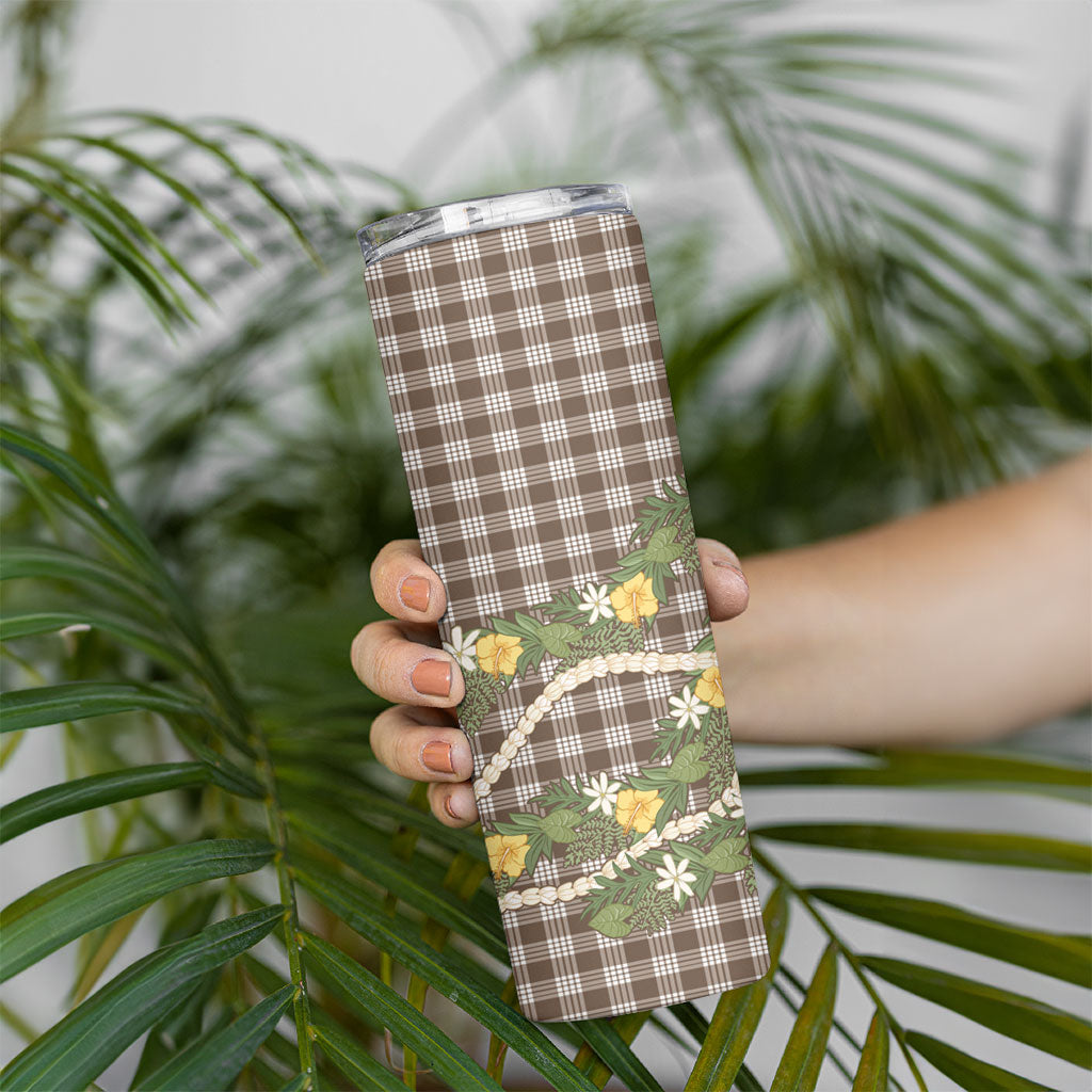 Aloha Puakenikeni Anthurium Pikake Lei Skinny Tumbler Chocolate Hawaiian Palaka Pattern