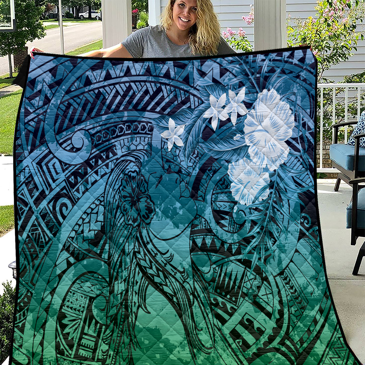Pacific Beauty Girl Quilt Blue Polyneisan Tribal Vintage Motif LT9 Blue - Polynesian Pride