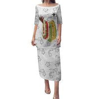 Hawaii Lei Kamehameha Puletasi Ke'oke'o Seamless Pattern Hibiscus Flower