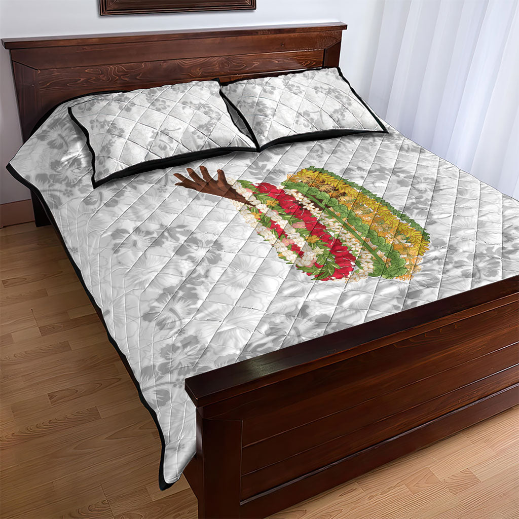 Hawaii Lei Kamehameha Quilt Bed Set Ke'oke'o Seamless Pattern Hibiscus Flower
