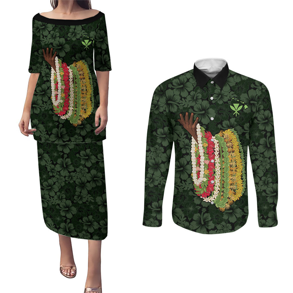 Hawaii Lei Kamehameha Couples Matching Puletasi and Long Sleeve Button Shirt Oma'oma'o Seamless Pattern Hibiscus Flower LT9 Green - Polynesian Pride