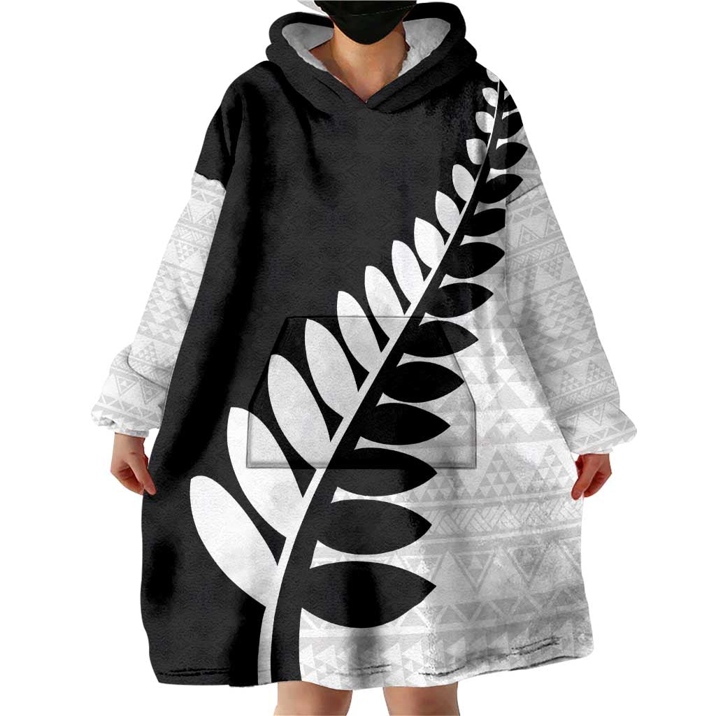 New Zealand Silver Fern Niho Taniwha Wearable Blanket Hoodie
