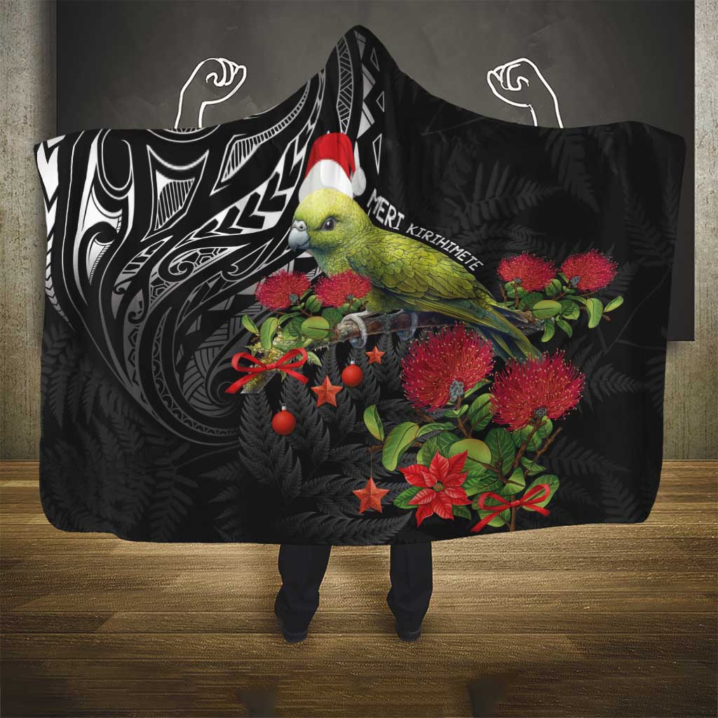 Meri Kirihimete Kakapo Hooded Blanket Black Silver Fern Christmas Vibe LT9 - Polynesian Pride