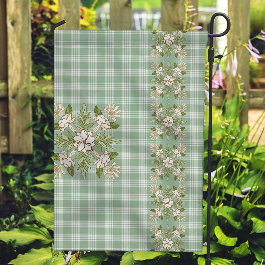 Liko Kukui Hawai'i Palaka Squares Maile Leaf Garden Flag Flowers Hawaiian Quilt Patterns