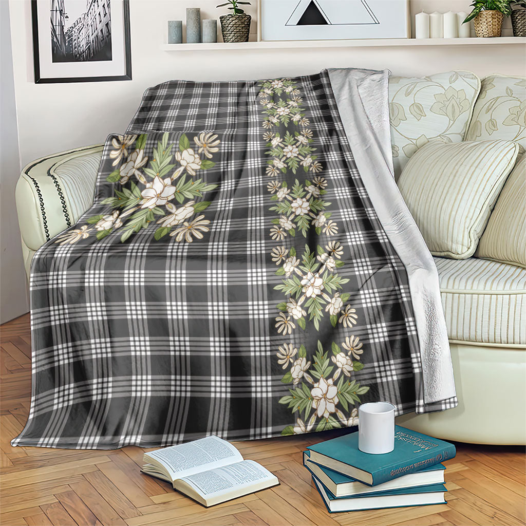 Pauli Hawai'i Palaka Squares Maile Leaf Blanket Flowers Hawaiian Quilt Patterns