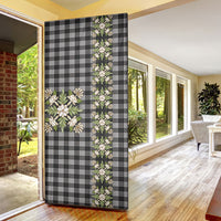 Pauli Hawai'i Palaka Squares Maile Leaf Door Cover Flowers Hawaiian Quilt Patterns
