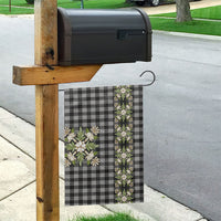 Pauli Hawai'i Palaka Squares Maile Leaf Garden Flag Flowers Hawaiian Quilt Patterns