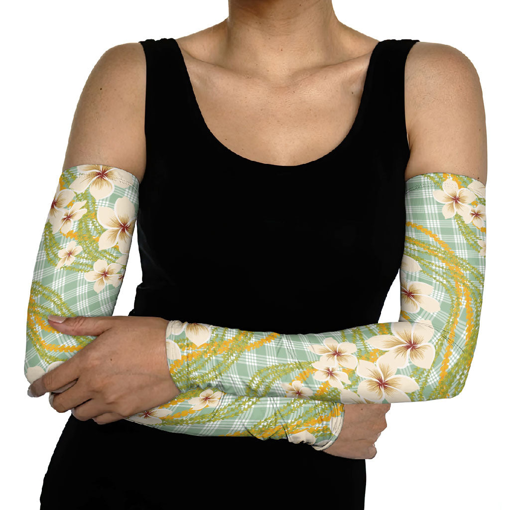 Liko Kukui Hawai'i Palaka Plumeria Arm Sleeves Puakenikeni and Maile Lei