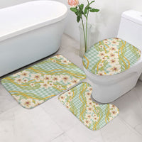 Liko Kukui Hawai'i Palaka Plumeria Bathroom Set Puakenikeni and Maile Lei