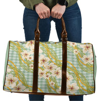 Liko Kukui Hawai'i Palaka Plumeria Travel Bag Puakenikeni and Maile Lei