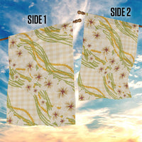 Melemele Ahiahia Hawai'i Palaka Plumeria Garden Flag Puakenikeni and Maile Lei