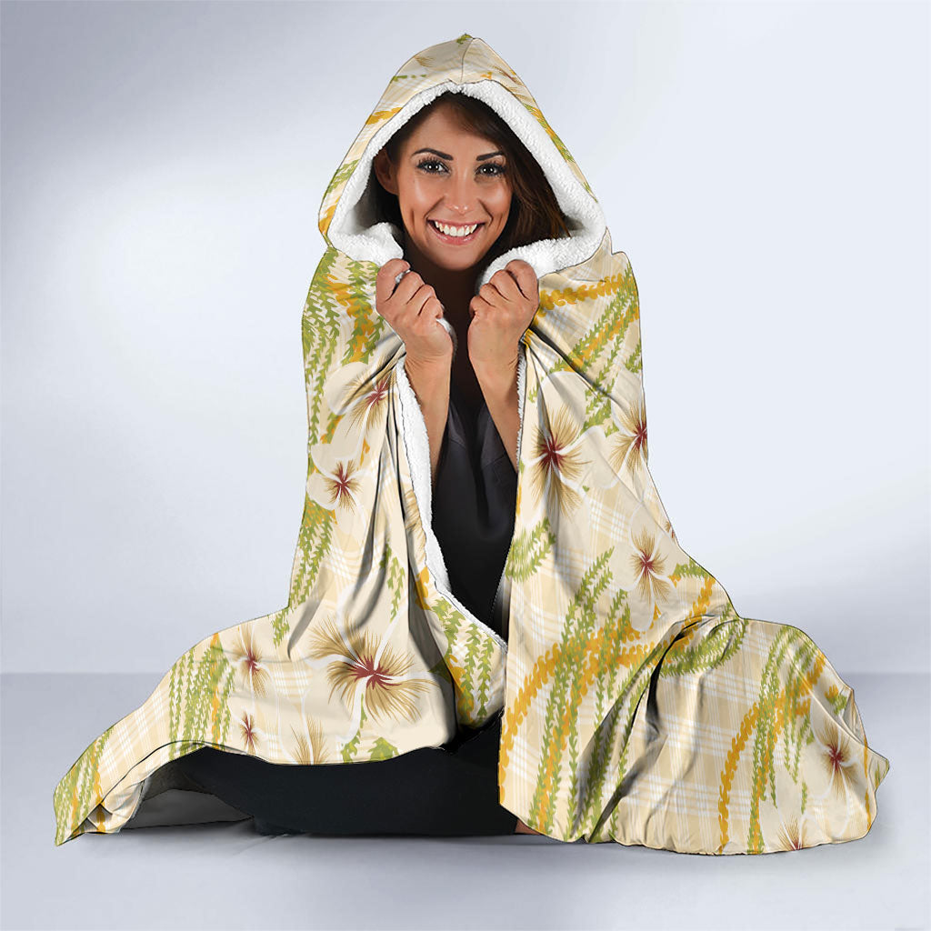 Melemele Ahiahia Hawai'i Palaka Plumeria Hooded Blanket Puakenikeni and Maile Lei