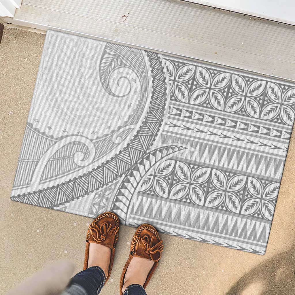 Polynesian White Sunday Rubber Doormat Lotu Tamaiti Melanesian Pattern - Polynesian Pride