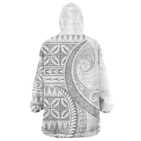 Polynesian White Sunday Wearable Blanket Hoodie Lotu Tamaiti Melanesian Pattern - Polynesian Pride