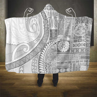 Samoa Siapo White Sunday Hooded Blanket Lotu Tamaiti Polynesian White Pattern - Polynesian Pride