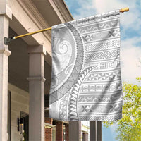 Tokelau White Sunday Garden Flag Lotu Tamaiti Ngatu Tokelau Feletoa Manulua - Polynesian Pride