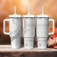 Tokelau White Sunday Tumbler With Handle Lotu Tamaiti Ngatu Tokelau Feletoa Manulua - Polynesian Pride