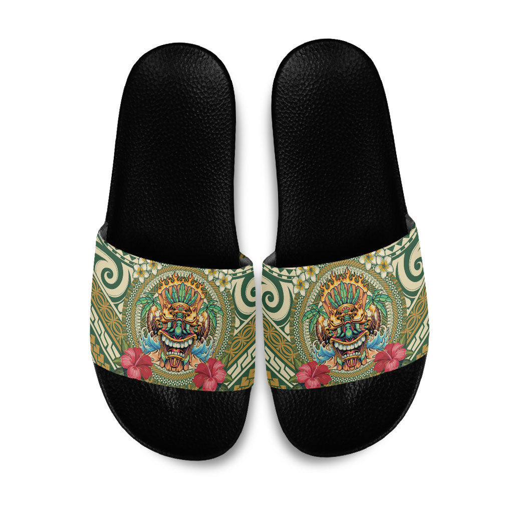 Hawaii Tiki Mask Slide Sandals Mele Kalikimaka i Iulai!