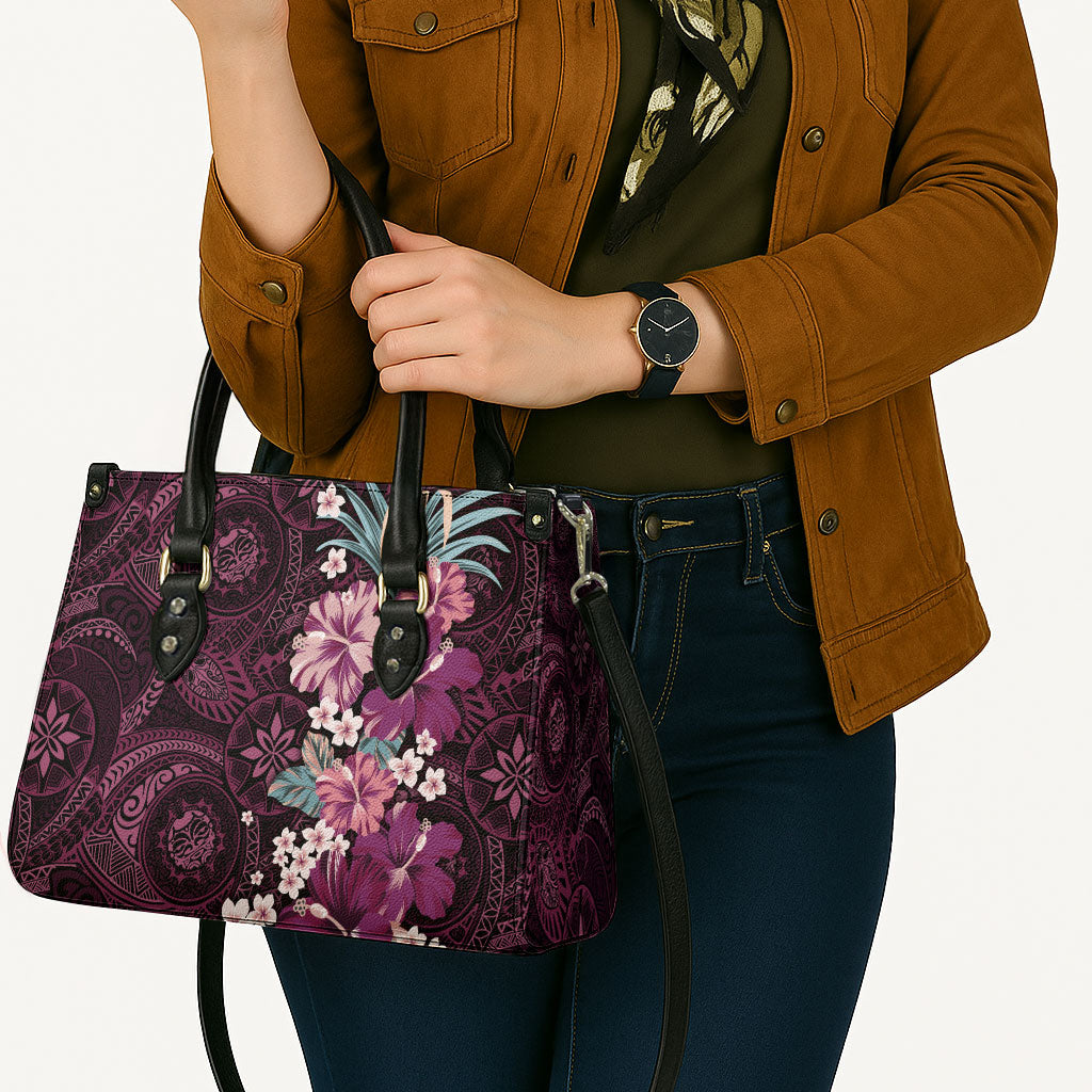 Poni Mama Hawai'i Hibiscus Leather Bag Polynesian Tribal Tattoo Pattern Floral Elements