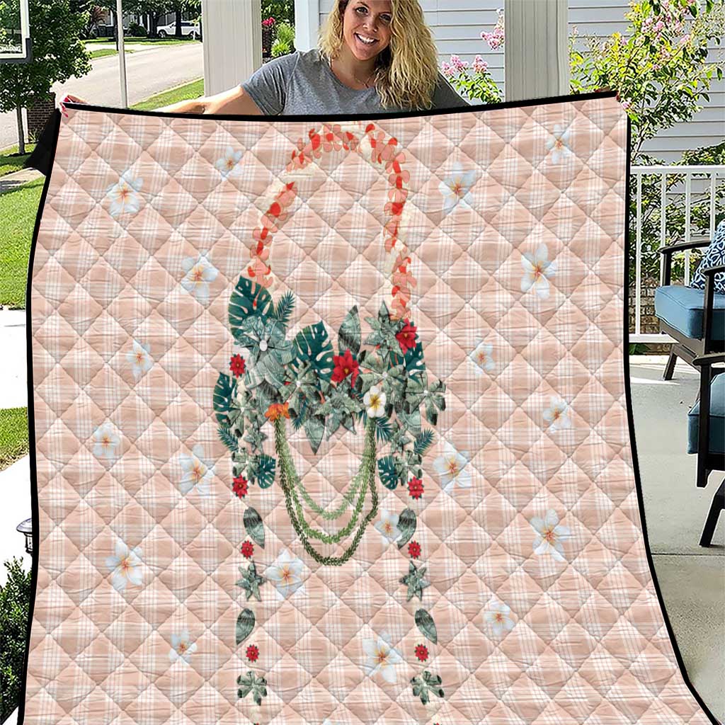 Peach Hawaiian Palaka Quilt Kukui Nut Money Lei - Polynesian Pride