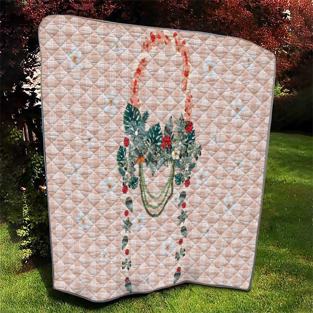 Peach Hawaiian Palaka Quilt Kukui Nut Money Lei - Polynesian Pride