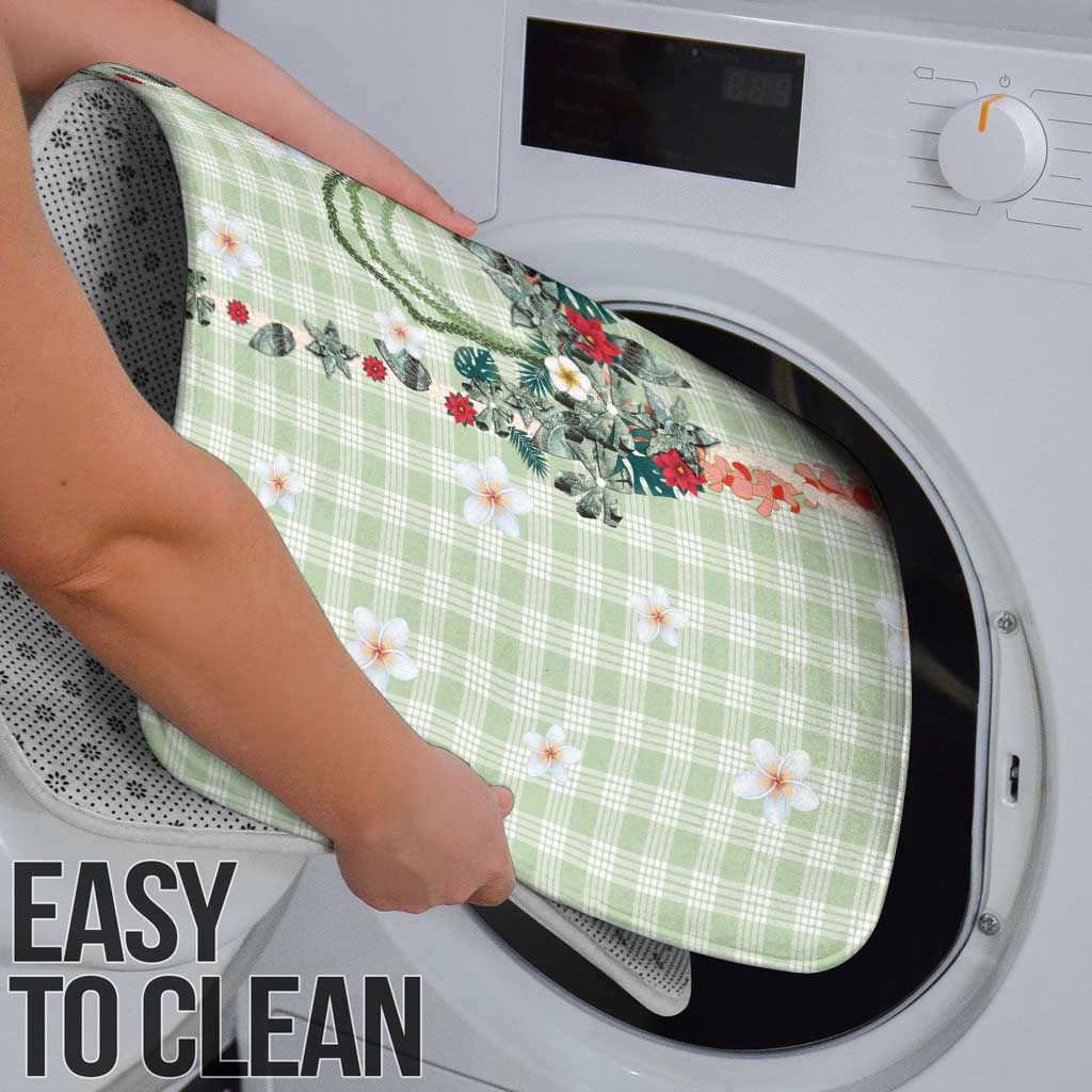 Sage Green Hawaiian Palaka Bathroom Set Kukui Nut Money Lei - Polynesian Pride