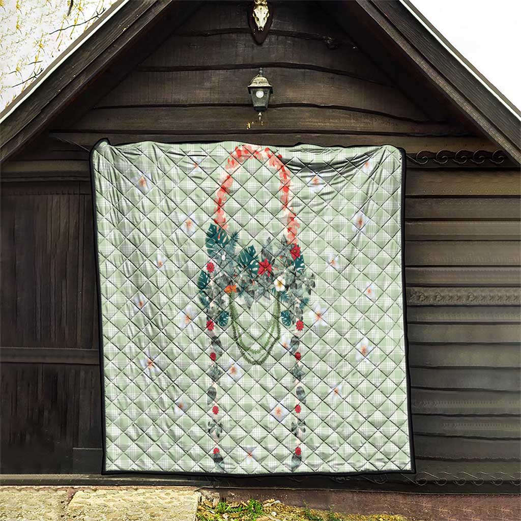 Sage Green Hawaiian Palaka Quilt Kukui Nut Money Lei - Polynesian Pride