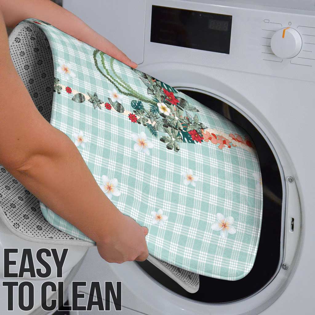 Turquoise Hawaiian Palaka Bathroom Set Kukui Nut Money Lei - Polynesian Pride