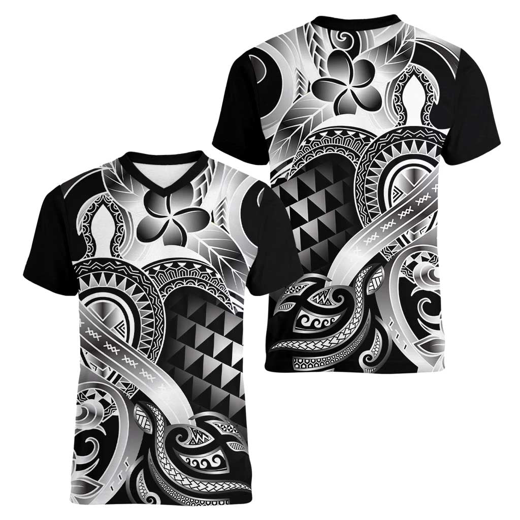 Aloha Black Tribal Honu Tattoo Women V-Neck T-Shirt