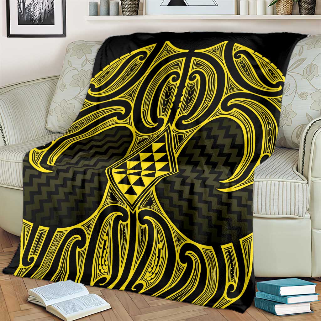Mahi-dawg Maori Ta Moko Poutama Art Blanket