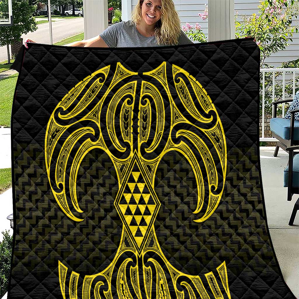 Mahi-dawg Maori Ta Moko Poutama Art Quilt LT9 Yellow - Polynesian Pride