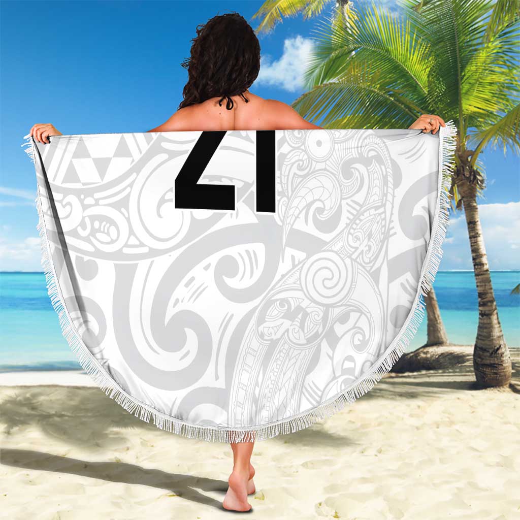 New Zealand Rangatira Custom Beach Blanket All White Niho Taniwha Maori Tribal