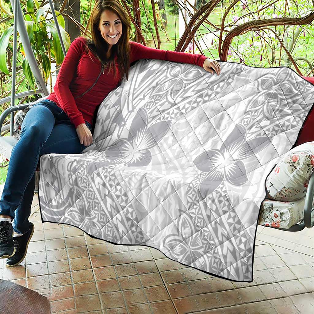 Lotu Tamaiti White Sunday Quilt Pacific Plumeria Flowers - White Version